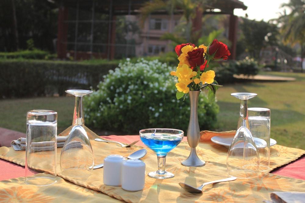 The Byke Old Anchor Beach Resort & Spa Cavelossim Dış mekan fotoğraf